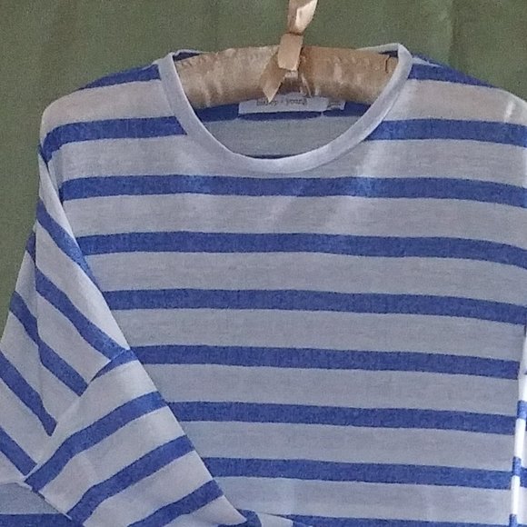 Blue and White Striped Sweater Top by Bishop & Young, size Large - Picture 6 of 12